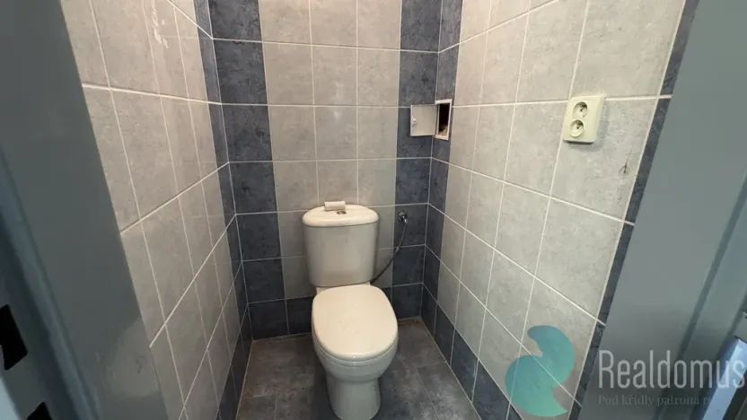 Pronájem skladu, Kamenný Újezd, Na Dolech, 56 m2