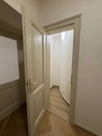 Pronájem kanceláře, Praha, Myslíkova, 67 m2