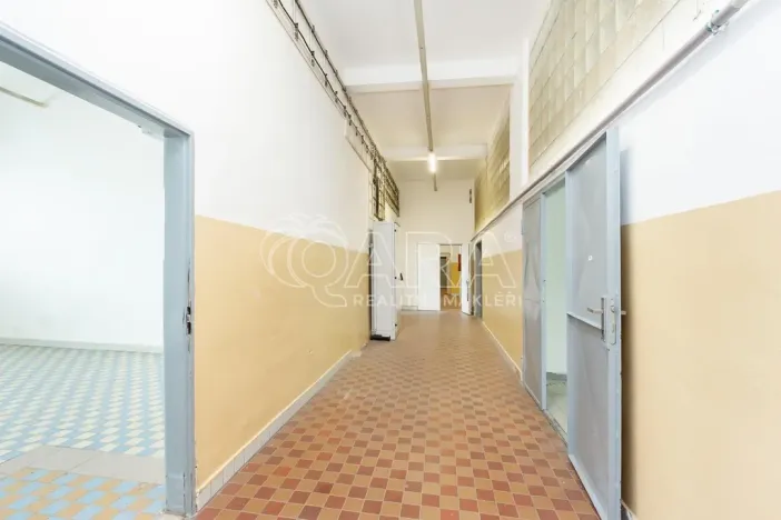 Pronájem skladu, Písek - Budějovické Předměstí, U Vodárny, 288 m2