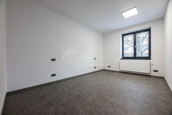 Pronájem bytu 4+kk, Praha - Strašnice, Květnická, 79 m2