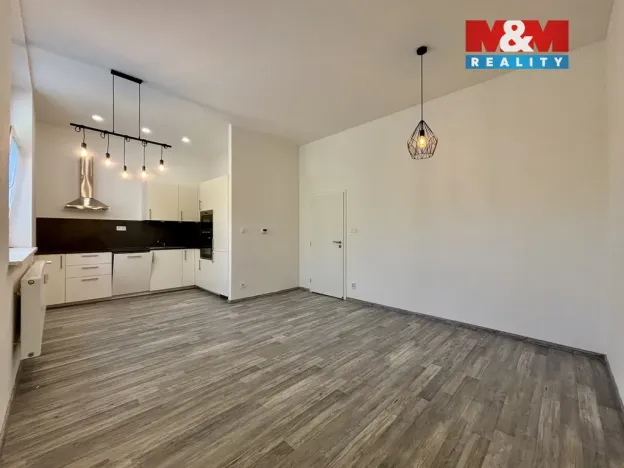 Pronájem bytu 2+kk, Ostrava - Vítkovice, Ruská, 60 m2