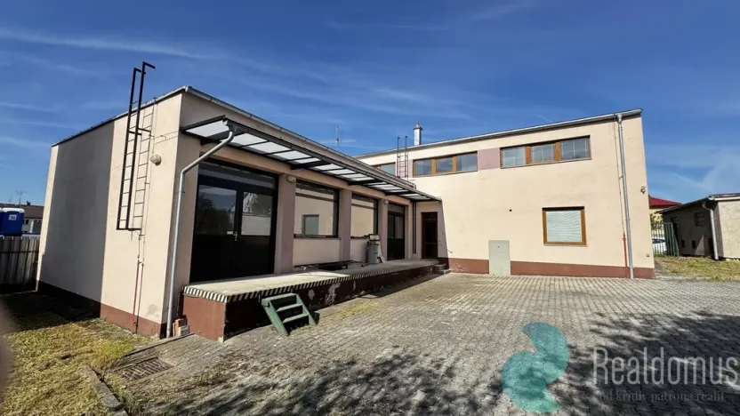 Prodej výrobních prostor, České Budějovice, K Dolíčku, 314 m2