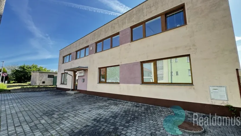 Prodej výrobních prostor, České Budějovice, K Dolíčku, 314 m2