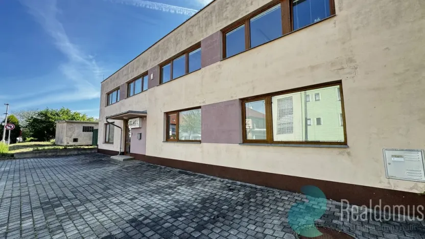Prodej výrobních prostor, České Budějovice, K Dolíčku, 314 m2