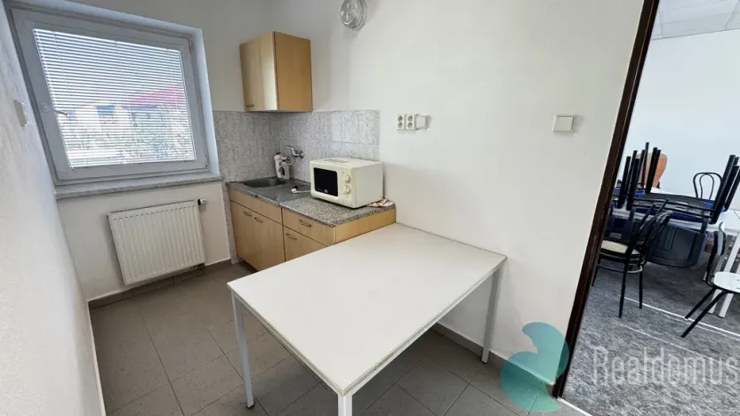 Prodej výrobních prostor, České Budějovice, K Dolíčku, 314 m2
