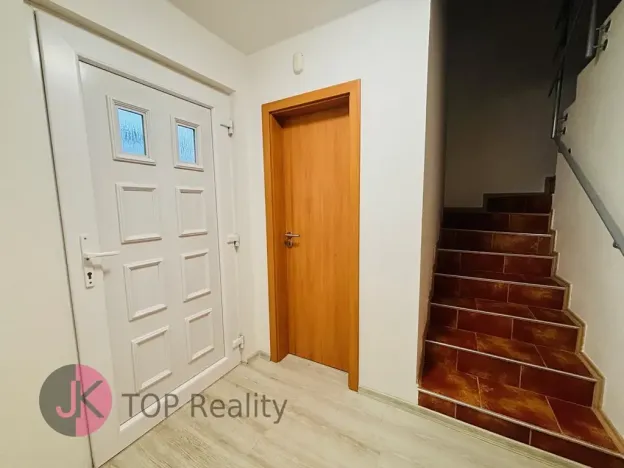 Pronájem rodinného domu, Praha - Uhříněves, Vlárská, 95 m2