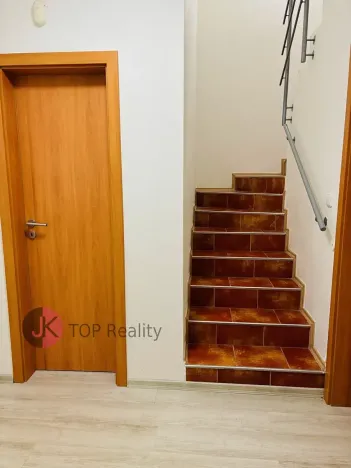 Pronájem rodinného domu, Praha - Uhříněves, Vlárská, 95 m2