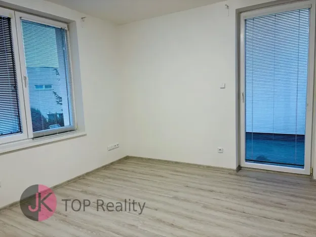 Pronájem rodinného domu, Praha - Uhříněves, Vlárská, 95 m2