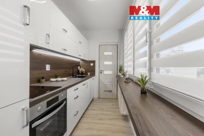 Prodej bytu 3+1, Hradec Králové - Slezské Předměstí, Severní, 62 m2