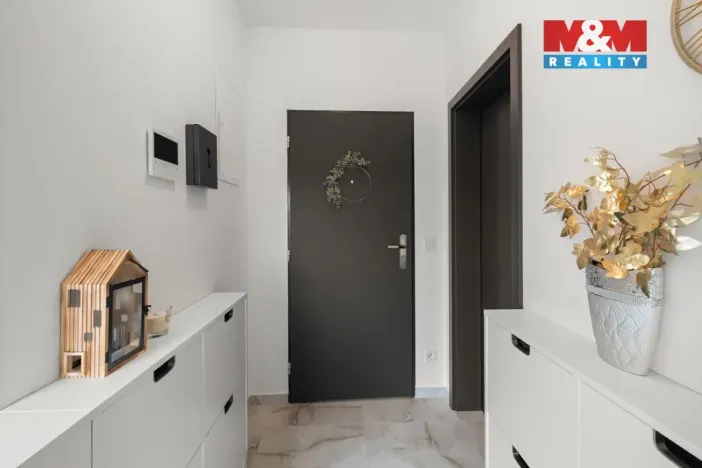 Prodej bytu 2+kk, Stochov, Zahradní, 62 m2