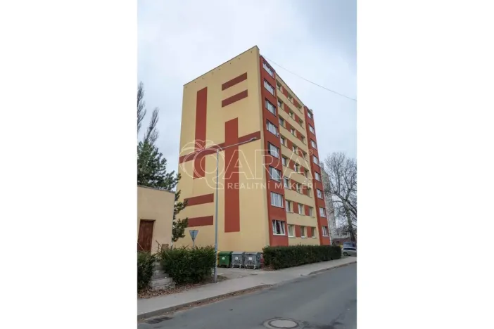 Pronájem bytu 2+1, Neratovice, Kpt. Jaroše, 61 m2
