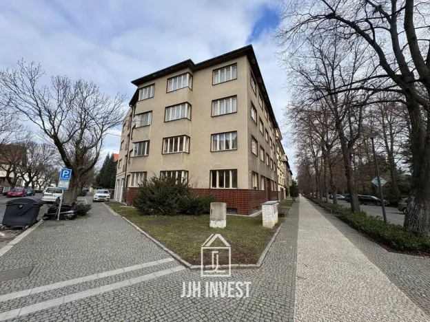 Pronájem obchodního prostoru, Poděbrady, nám. T.G.Masaryka, 55 m2