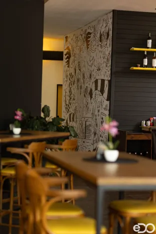 Pronájem restaurace, Pardubice, nábřeží Závodu míru, 100 m2