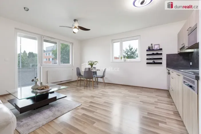 Prodej bytu 3+kk, Praha - Háje, Loosova, 72 m2