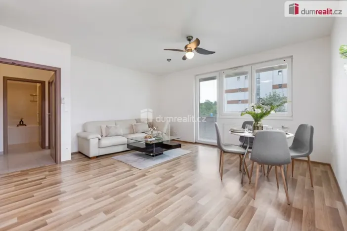 Prodej bytu 3+kk, Praha - Háje, Loosova, 72 m2