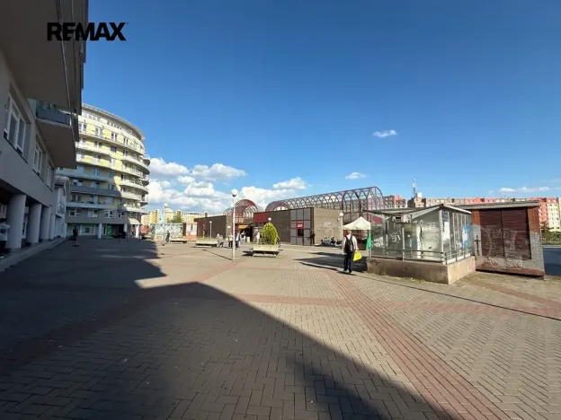 Pronájem výrobních prostor, Praha - Stodůlky, Sluneční náměstí, 105 m2
