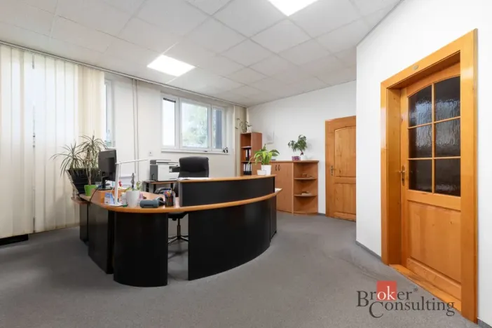 Pronájem kanceláře, Ostrava - Vítkovice, Halasova, 1096 m2