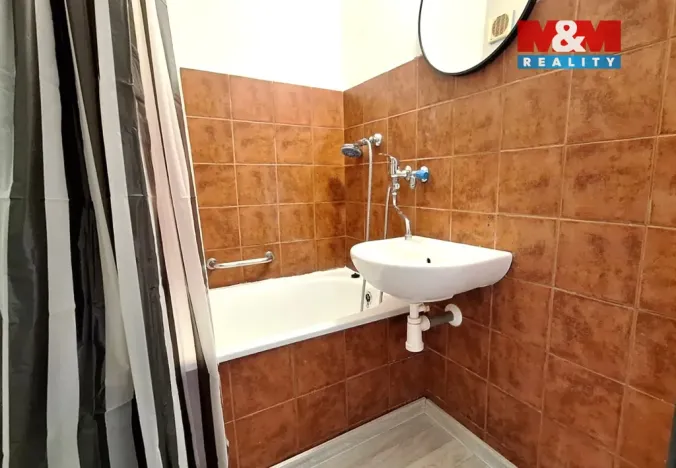 Pronájem bytu 1+1, Česká Lípa, Bardějovská, 41 m2