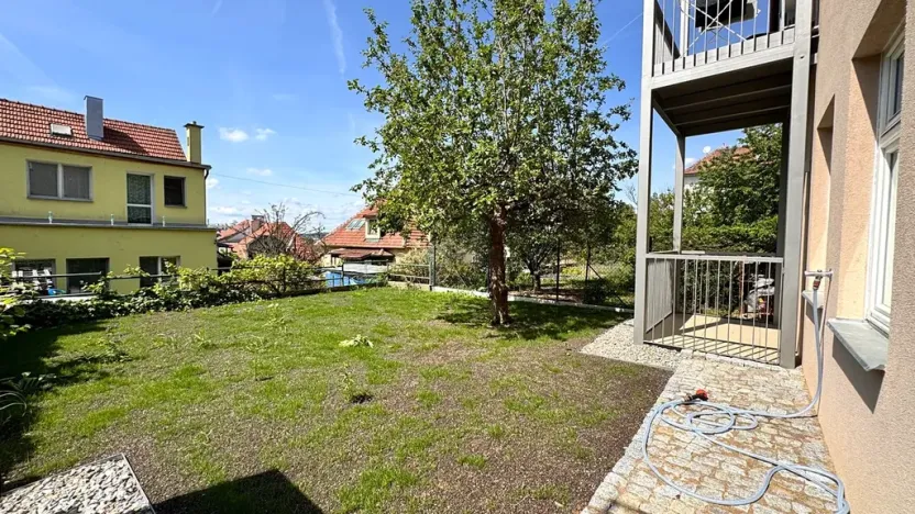 Pronájem bytu 1+kk, Brno, Březinova, 42 m2
