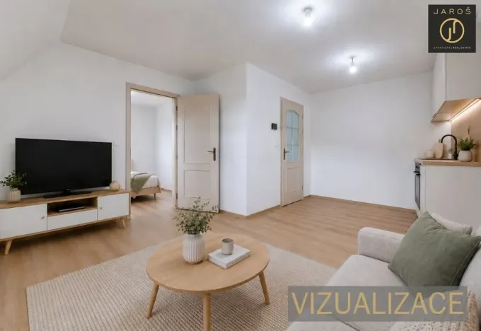 Prodej bytu 2+kk, Jáchymov, náměstí Republiky, 34 m2