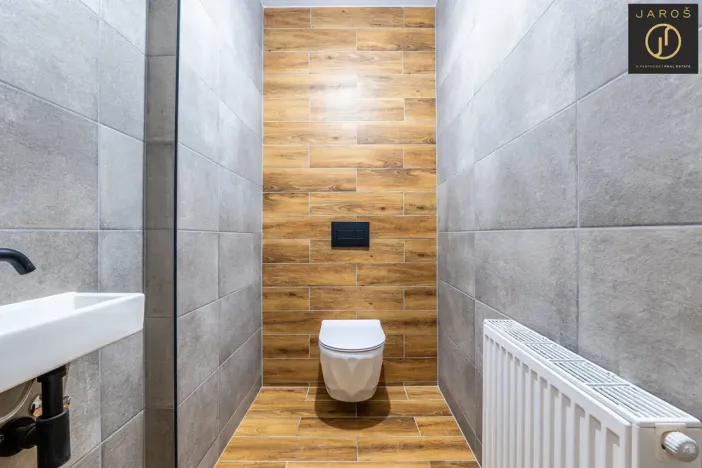Prodej bytu 2+kk, Jáchymov, náměstí Republiky, 67 m2