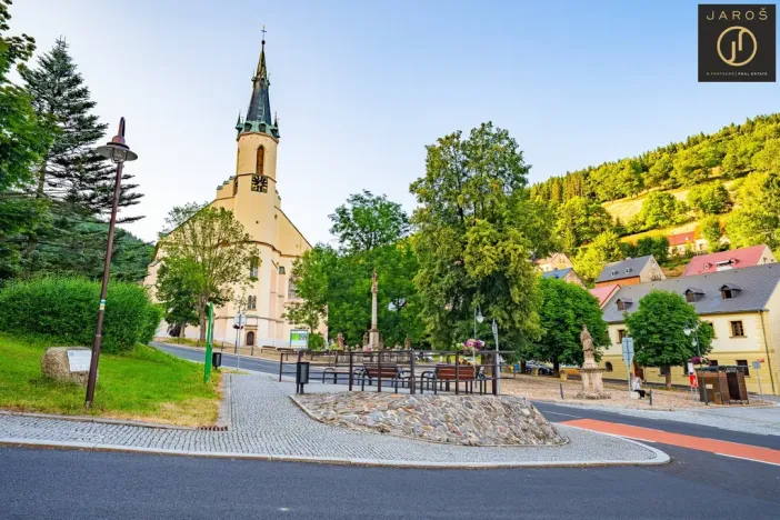 Prodej bytu 2+kk, Jáchymov, náměstí Republiky, 67 m2