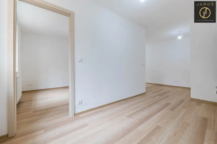 Prodej bytu 2+kk, Jáchymov, náměstí Republiky, 62 m2