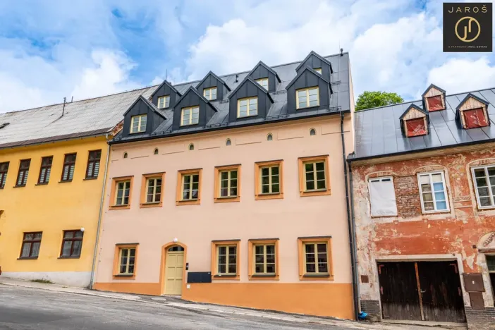 Prodej bytu 2+kk, Jáchymov, náměstí Republiky, 62 m2