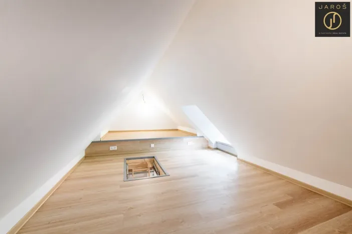 Prodej bytu 2+kk, Jáchymov, náměstí Republiky, 67 m2