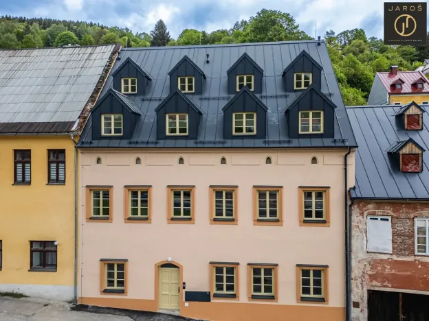 Prodej bytu 2+kk, Jáchymov, náměstí Republiky, 67 m2