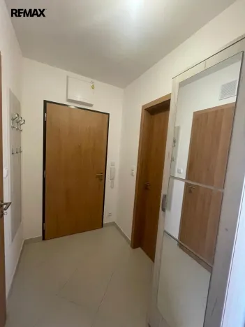 Pronájem bytu 2+kk, Praha - Hlubočepy, Hugo Haase, 52 m2