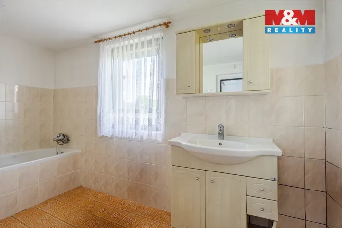 Prodej rodinného domu, Krásná Lípa - Zahrady, 200 m2