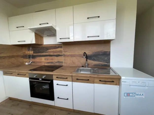 Pronájem bytu 3+1, Břeclav - Charvátská Nová Ves, Na Valtické, 70 m2