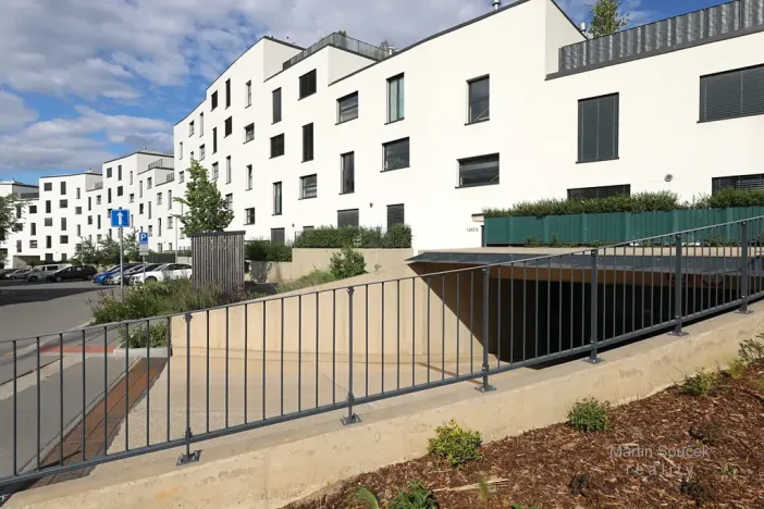Prodej obchodního prostoru, Praha - Hlubočepy, Dostalové, 51 m2