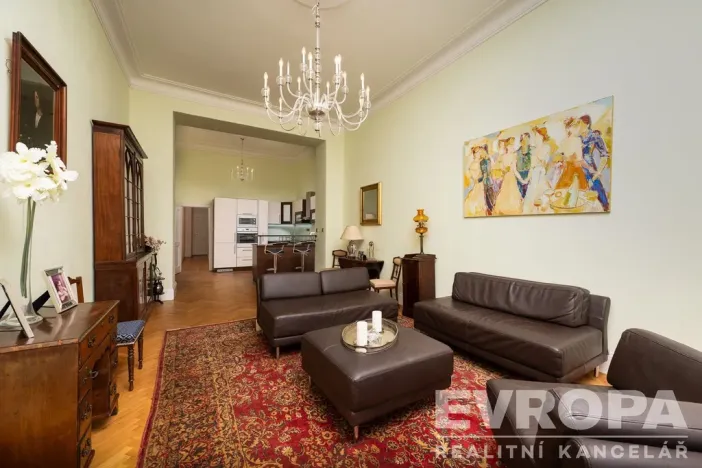 Prodej bytu 2+kk, Praha - Staré Město, Smetanovo nábřeží, 77 m2