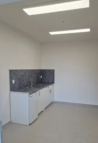 Pronájem kanceláře, Brno, Okružní, 11 m2