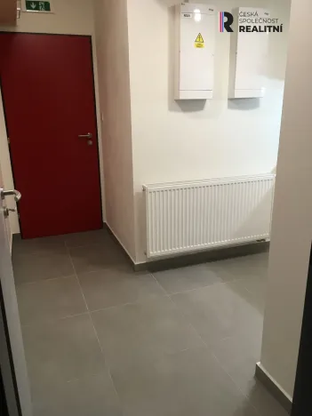 Pronájem bytu 1+kk, Brno - Sadová, Kyselkova, 30 m2
