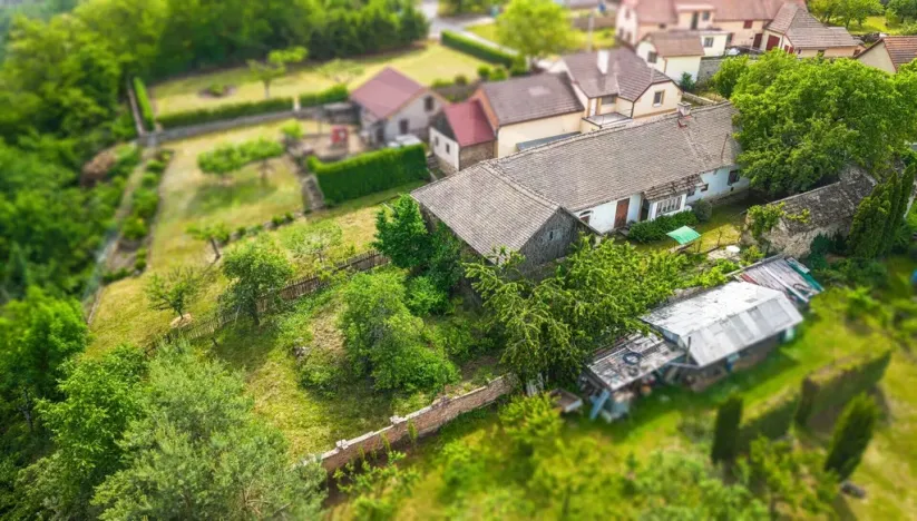 Prodej rodinného domu, Chvaletice, 309 m2