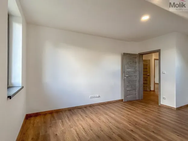 Pronájem rodinného domu, Dubí, Zahradní, 160 m2