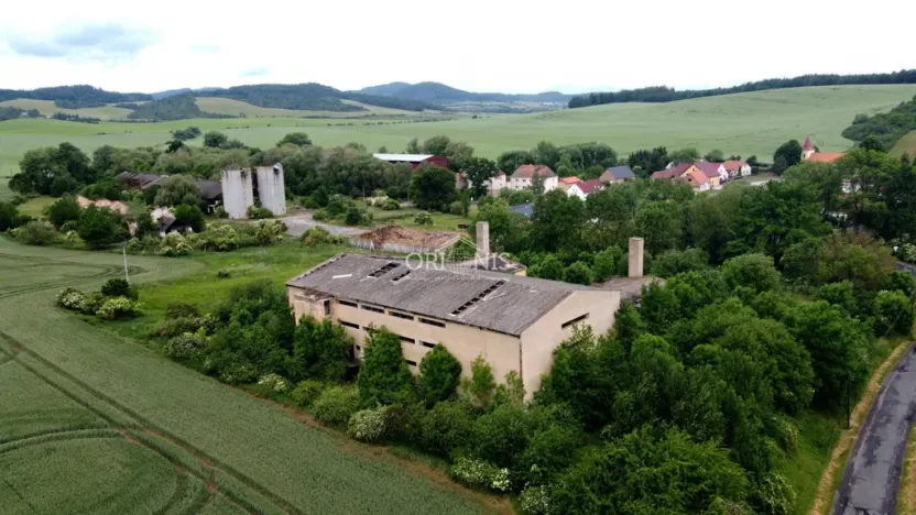 Prodej komerčního pozemku, Lubenec - Libyně, 8620 m2