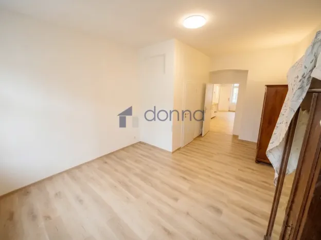 Pronájem bytu 2+kk, Praha, Lublaňská, 45 m2