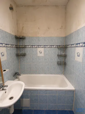 Prodej bytu 3+1, Chodov, Hlavní, 55 m2