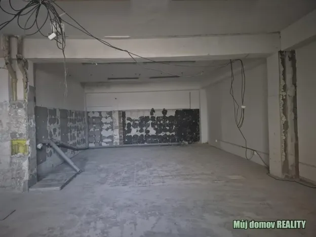 Pronájem výrobních prostor, Praha - Běchovice, Podnikatelská, 595 m2