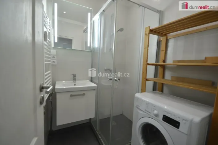 Prodej bytu 1+1, Praha - Strašnice, U hranic, 37 m2