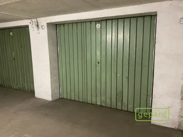 Pronájem garáže, Olomouc, U kovárny, 17 m2