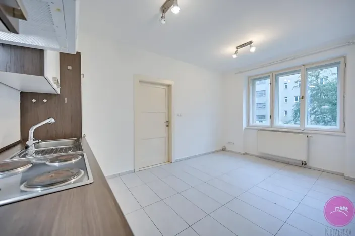 Pronájem bytu 2+kk, Olomouc, Dukelská, 47 m2