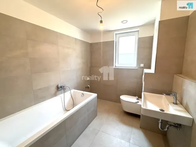 Pronájem bytu 1+kk, Dobřichovice, Pražská, 35 m2