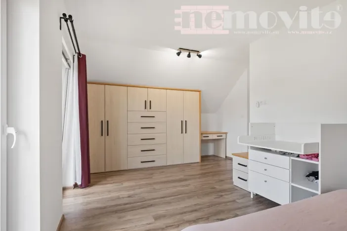Prodej rodinného domu, Krouna, 140 m2