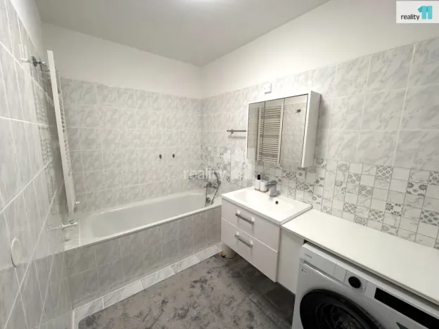 Pronájem bytu 2+kk, Praha - Jinonice, U kříže, 63 m2