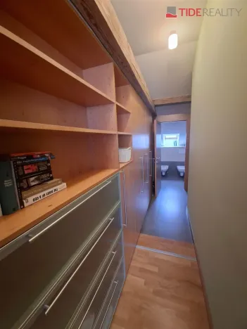 Pronájem bytu 2+kk, Praha, Šeříková, 114 m2